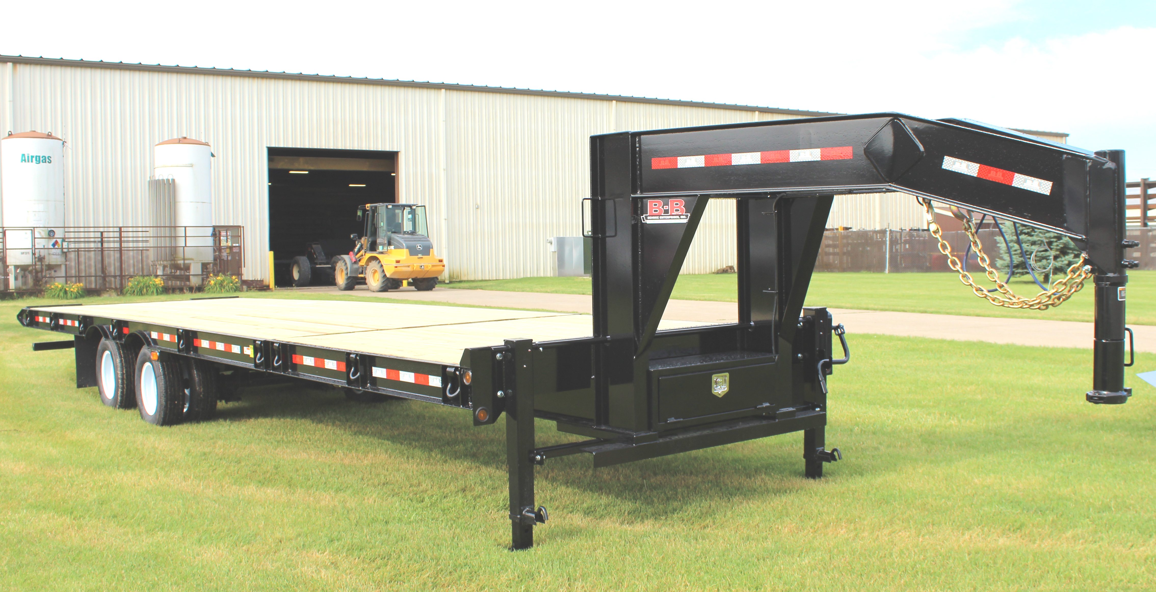 24-000-lb-30-000-lb-flatbed-tilts-behnke-enterprises